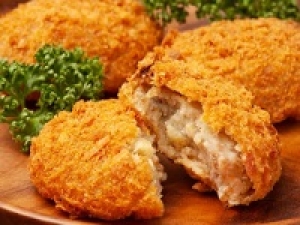 【販売】即日～長期◆時給1500円＋交通費あり / 食品販売未経験OK＜玉川高島屋＞老舗牛肉店で精肉や惣菜販売のお仕事◇駅チカで通勤楽々！ブランクありでもOK！◇20代.30代.40代.50代男女スタッフ活躍中◇社保完備・有給あり・週払い可◇＜WEB/来社 選べる登録方法◆履歴書不要＞ fd-j-ngc-d