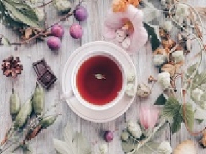 世界のお茶専門店で販売〖東京大丸〗時給1450～1500円＋交 / 未経験OK＜紅茶/ 日本茶 / 中国茶 / フレーバードティーetc＞可愛い缶入りの紅茶や焼き菓子が人気のshop☆学生.20代.30代.40代半ば女性スタッフさん多数活躍中◇制服貸与あり◇週払いOK◇社保完備◇有給あり◇駅チカ＜専用フォーム返信＆オンラインで簡単登録＞FD-T-lup②-d