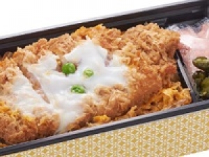 即日～長期◇時給1500～1600円＋交＜とんかつ まい泉 / 銀座三越＞ヒレカツサンドはロングセラー！こだわりのとんかつ専門店で販売◇30代.40代女性スタッフさん多数活躍中◇デパ地下人気店◇週4～5日/社保完備／有給あり／週払いOK＜専用フォーム返信＆オンラインで簡単登録＞FD-T-mai①