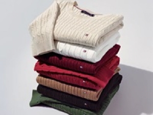 ■長期■時給1500円(経験有)+交通費全額支給■アパレル未経験OK■＜TOMMY HILFIGER /トミーヒルフィガー　上大岡京急＞NYで誕生したライフスタイルブランドで販売【週払いOK・制服貸与・ブランク有,経験浅い方もOK・20代,30代男女スタッフ活躍中】＜専用フォーム返信＆オンラインで簡単登録＞ AP-T-tomh-d