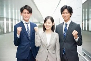 【正社員】関西支店 派遣会社の営業職  企業からの業務依頼の獲得 /人材の紹介からスタッフフォローまでを担当☆業種はアパレル販売☆食品販売☆オフィスワークや軽作業etc☆月収27万円以上/昇給・賞与あり/年末年始・夏季休暇あり/本町駅徒歩5分 ＜ウノヒューマンライズ株式会社＞