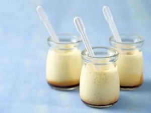 即日～長期※期間の相談もOK＜銀座＞時給1450円+交通費 / 週払いOK◇神戸発！老舗洋菓子メーカーの人気店◇人気NO1のなめらかプリン、クリームチーズのこくが引き立つチーズケーキ等◇ロングセラー商品が豊富なショップで洋菓子販売◇実働7～7.5H相談OK / 実働時間内に着替え時間あり / 週払いOK / 制服貸与あり /20代.30代40代前半女性スタッフさん多数活躍中＜専用フォーム返信＆オンラインで簡単登録＞FD-T-moz②-d