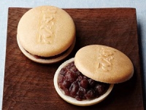 未経験OK◇和菓子好きな方歓迎＜時給1500～1550円＋交通費＞即日～長期◆京菓子の老舗店で和菓子販売『鶴屋吉信 / 船橋東武』ロングセラー銘菓が人気！優しい口どけの餅菓子！◇20代.30代.40代.50代女性スタッフさん活躍中◇社保完備/週払いOK即日～長期（1ヶ月更新）＜専用フォーム返信＆オンラインで簡単登録＞FD-T-tsuru①-d