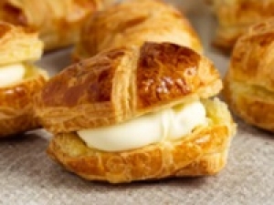 ◇＜9/19～9/28　ららぽーと湘南平塚＞時給1400円＋交通費◇洋菓子デビュー歓迎◇手土産でも定番！香ばしい焼き菓子やしっとり食感でリピーターさんも続出！袋入り、箱入り洋菓子販売◇ 週払いOK・週3～・未経験OK・学生さん/20代.30代.40代女性活躍中！＜専用フォーム返信＆オンラインで簡単登録＞tan-F-shuku②-bata