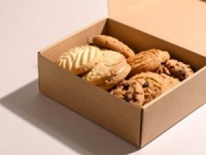 即日～長期 【 実働7～7.5H相談OK】時給1500円+交＜池袋西武＞神戸発の老舗洋菓子メーカーが展開するブランド◇北海道産発酵バターを使用した“太陽の恵み”を楽しむガレット専門店で販売◇実働時間内に着替え時間あり / 週払いOK / 制服貸与 / 20代.30代40代前半女性スタッフさん多数活躍中！＜専用フォーム返信＆オンラインで簡単登録＞FD-T-moz-taiyou①