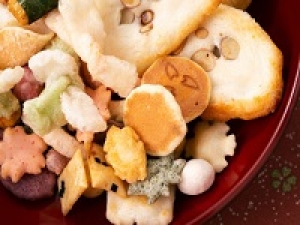 即日～長期＜和菓子販売 / 横浜＞海苔、昆布、胡麻、チーズおかきや海老おかきなど個性豊かなおかきが人気！【おかき・あられ・どら焼き・最中・季節和菓子】時給1500円以上＋交通費 / 週払いOK / 和菓子未経験OK / 20代.30代.40代女性スタッフさん多数活躍中！＜専用フォーム返信＆オンラインで簡単登録＞FD-T-ginbo②-d