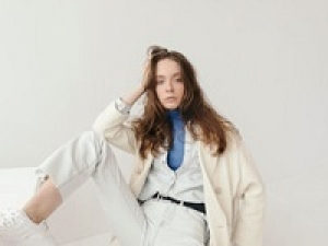 ＼時給大幅UP！1650円(経験有)+交通費支給／ ＜NEWoMan新宿＞◆即日～長期◆週3日～ 相談OK◆＜D&Eacute;PAREILL&Eacute;（デパリエ）＞新しいカジュアルスタイルで話題のブランドで販売のお仕事♪ ☆20代・30代・40代女性スタッフさん活躍中☆ 週払いOK / 社保有給完備  / 駅チカ＜専用フォーム返信＆オンラインで簡単登録＞AP-T-depare