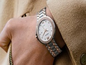 ＊即日～長期・週3日からOK！＊時給1600円以上(経験有)+交通費＊ヴィンテージウォッチの販売スタッフ【新宿NEWoMan】世代を超えて受け継がれる名品を多数取り揃えたアンティークショップ＊アパレル未経験歓迎！物販経験があればOKです♪＊週払いOK・社販購入不要・社保有給完備＊20代,30代,40代男女スタッフ活躍中！＜専用フォーム返信＆オンラインで簡単登録＞ AP-T-hir