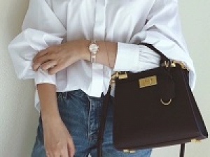 ＊即日～長期＊時給1600円以上(経験有)+交通費＊ヴィンテージバッグ・アクセサリーショップスタッフ【有楽町ルミネ店】世界中から集めたハイブランドヴィンテージや新発掘ブランドを品揃え＊アパレル未経験歓迎！物販経験があればOKです♪＊週払いOK・社販購入不要・社保有給完備＊20代,30代,40代女性スタッフ活躍中！＜専用フォーム返信＆オンラインで簡単登録＞AP-T-decou