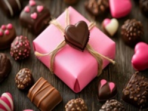 未経験歓迎◇洋菓子販売デビュー歓迎【バレンタインチョコレート販売】  1/20(設営)～2/14＜横浜高島屋＞未経験歓迎！神戸発のリーフ型チョコレートSHOP＆大阪発遊び心あるショコラ専門店でチョコレートの販売【実働7.5H】時給1450～1550円 / 交通費支給 / 週払いOK / 書類選考のみ / スニーカーOK / 学生.20代.30代.40代.50代女性活躍中！＜専用フォーム返信＆オンラインで簡単登録＞tan-F-vd-mon.mina