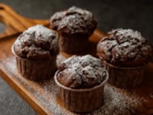 年末年始の洋菓子販売　即日～1/15【週3日 / 8:30～17:30】未経験歓迎！洗練されたスタイリッシュなスイーツが人気！洋菓子販売＜横浜高島屋＞時給1550～1650円＋交通費 / 週払いOK / Wワーク / 扶養内 / 何かしらの販売経験があればOK / 期間限定の好条件＆高時給 / テキパキ動く事が好きな方におススメ！学生.20代.30代.40代女性スタッフさん活躍中！＜専用フォーム返信＆オンラインで簡単登録＞tan-F-pl-gny