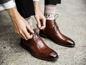 ■長期■時給1600円以上(経験有)+交通費支給■メンズシューズ等の販売■＜BERLUTI（ベルルッティ）　大丸心斎橋店＞革新的な革染色技法で紳士靴の歴史を変えた老舗ラグジュアリーブランド！【私服勤務・駅から徒歩5分以内・20代,30代,40代男女スタッフ活躍中・週払いOK・スタート日相談OK】＜専用フォーム返信＆オンラインで簡単登録＞AP-K-berl