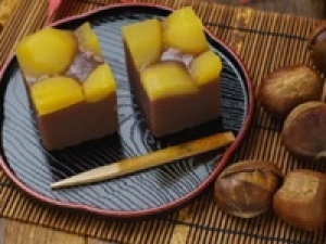 【和菓子未経験OK】即日～長期 / 時給1500円＋交＜上野松坂屋＞栗菓子の人気専門店♪ 【栗鹿ノ子 / 栗羊羹 / 栗あん生菓子 / 栗焼き菓子など】絶品！和菓子販売♪ 手土産やお祝い物としても人気♪ 週払いOK / 30代・40代女性活躍中！＜専用フォーム返信＆オンラインで簡単登録＞FD-T-obuse①-d