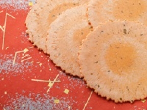 和菓子未経験OK【和菓子販売 / 川崎ラゾーナ】即日～長期◇海老せんべいなど手土産、贈り物の定番！有名和菓子店で販売◇時給1550円＋交通費 / 週払いOK / 20代.30代.40代女性活躍中！＜専用フォーム返信＆オンラインで簡単登録＞FD-T-ebi②-d