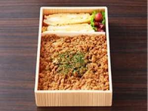 【午後から】年末12/30(木)  単日  ＜コレもう食べた？大森＞ 伝統の味・深川めしや人気の厚焼き玉子が絶品！『太郎』お弁当＆惣菜販売◇日給12000円＋交通費 / 13:00～21:30ワンシフト / 実働7.5時間 / 時給換算1600円 / スニーカーOK / 学生.20代.30代.40代.50代 女性活躍中！＜専用フォーム返信＆オンラインで簡単登録＞tan-F-taro