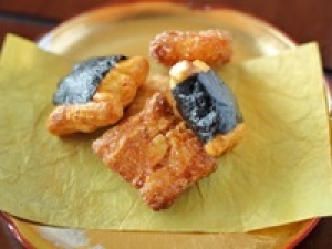即日～長期＜吉祥寺＞おかき・あられの専門店で販売◇こだわりの和モダンなパッケージも話題◇時給1450～1550円＋交通費 / 週払いOK＜販売・熨斗・包装＞20代.30代.40代女性スタッフさん活躍中！＜専用フォーム返信＆オンラインで簡単登録＞FD-T-okaki②-d