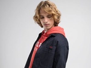 即日～長期＜REPLAY(リプレイ)    立川伊勢丹＞イタリアン発のプレミアムデニムブランドで販売＜メンズ＞アパレル経験を活かしてお仕事◇デニム経験優遇あり◇20代,30代,40代前半 女性活躍中！＜専用フォーム返信＆オンラインで簡単登録＞AP-T-repl