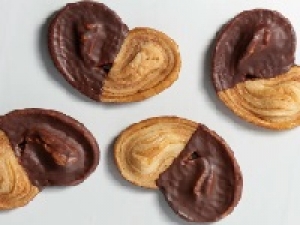 【未経験歓迎】勤務時間帯は相談OK！＜東京グランスタ＞時給1550円＋交◇世界中のバターを厳選☆バターが薫るバタースイーツ専門店で手土産にも喜ばれる話題の洋菓子販売◇学生.20代.30代.40代前半女性活躍中！社保完備・有給あり・週払いOK＜専用フォーム返信＆オンラインで簡単登録＞FD-T-pl-sab①-d