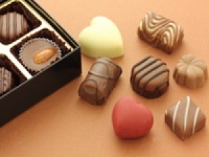 未経験歓迎◇洋菓子販売デビュー歓迎【チョコレート催事販売】12/9(設営)～12/22＜川越丸広＞リーフ型のチョコレートやロリポップ型チョコレート、キュートなビジュアルなチョコレートが揃うSHOPで販売【実働6～7.5H】時給1350～1450円 / 交通費支給 / 週払いOK / 書類選考のみ / スニーカーOK / 学生.20代.30代.40代.50代女性活躍中！＜専用フォーム返信＆オンラインで簡単登録＞tan-F-monro.lepp.bell①