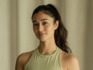 【月5日間程度】 即日～長期＜日本橋高島屋＞肩こり改善♪ オシャレなデザインでファッションにも◎磁気ネックレスの販売◇◆時給1400円以上(経験有)+交通費 /  週払いOK / WワークOK / 扶養内 / 駅から徒歩5分以内 / 20代,30代女性スタッフさん活躍中！＜専用フォーム返信＆オンラインで簡単登録＞AP-T-colan