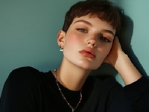 ＊長期＊時給1600円以上(経験有)+交通費＊週4日～OK！【大宮ルミネ】セレクトショップ販売スタッフ＊オリジナルと国内外からセレクトした旬なアイテムを展開♪＊アパレル未経験歓迎！物販経験があればOKです♪＊週払いOK・服装サンプル貸与有り・社保有給完備＊20代,30代,40代女性スタッフ活躍中！＜専用フォーム返信＆オンラインで簡単登録＞AP-T-jsre-d