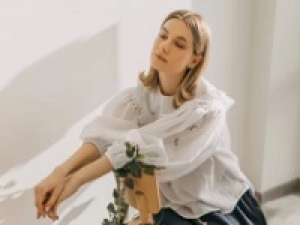 ＊即日～長期＊時給1600円以上(経験有)+交通費＊週4日～OK！【二子玉川ライズ】セレクトショップ販売スタッフ＊オリジナルと国内外からセレクトした旬なアイテムを展開♪＊アパレル未経験歓迎！物販経験があればOKです♪＊週払いOK・服装サンプル貸与有り・社保有給完備＊20代,30代,40代女性スタッフ活躍中！＜専用フォーム返信＆オンラインで簡単登録＞AP-T-js-d